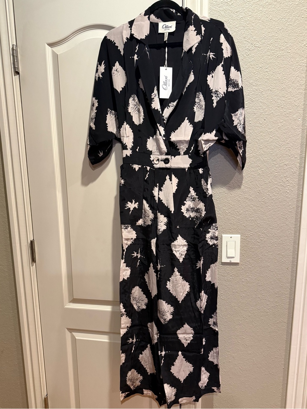 NWT Ollari Black and White Print Jumpsuit
